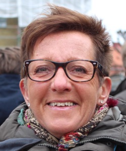 Anette Jensvang, 58 år, Göteborg:- Det verkar vara rena galenskapen. Jag förstår inte vad man ska ha Hagastationen till. Göteborgs centrum är ju inte så stort.