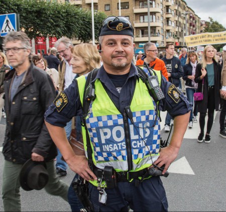 Polisens insatschef Richard Sörensen hade läget under kontroll.