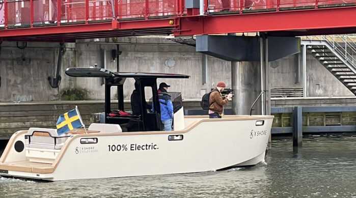 X Shore elbåt