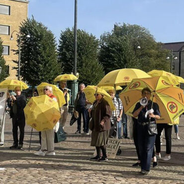 Demonstration Västlänken Gustav Adolfs Trog