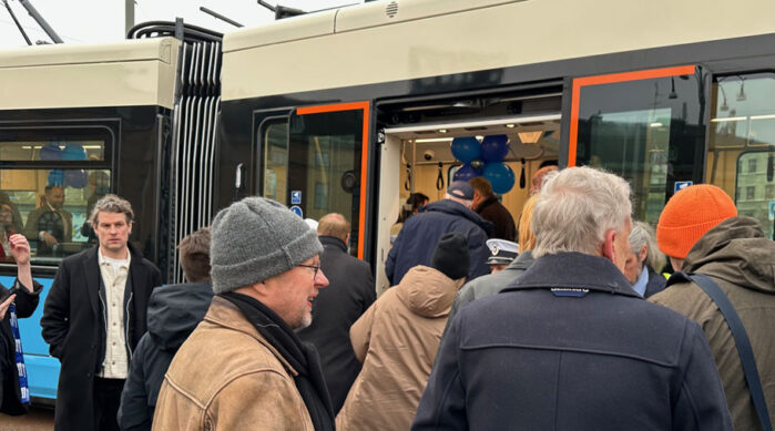M 34 spårvagn premiär tut